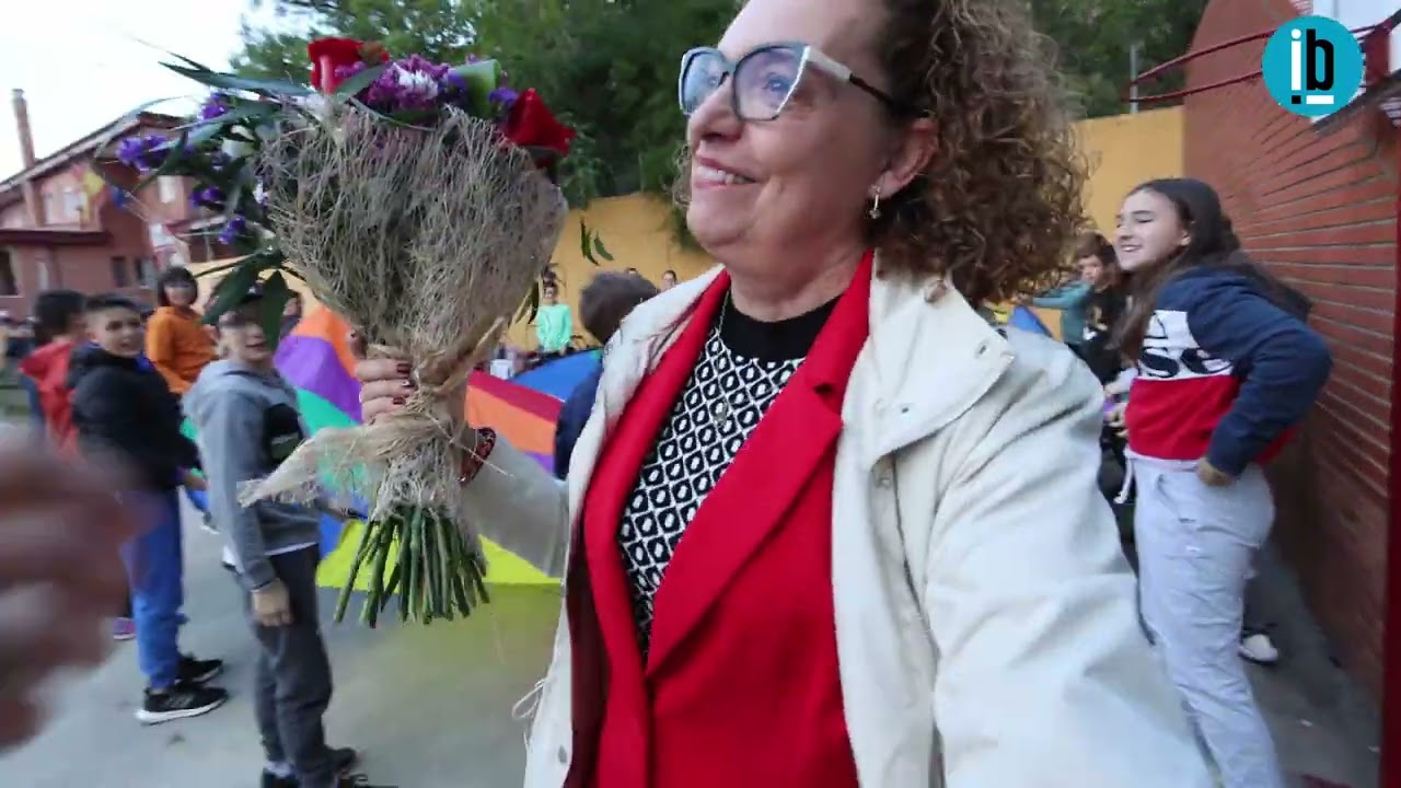 Homenaje a Mariángeles en su jubilación en el CEIP El Pinar de Benavente