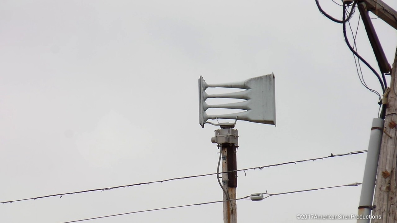 Whelen 4004 Siren test(Air Horn), Bonne Terre, Missouri (St. Francois co. Tornado Siren Test)
