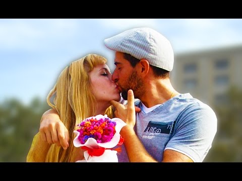 KISSING PRANK Taking Pics