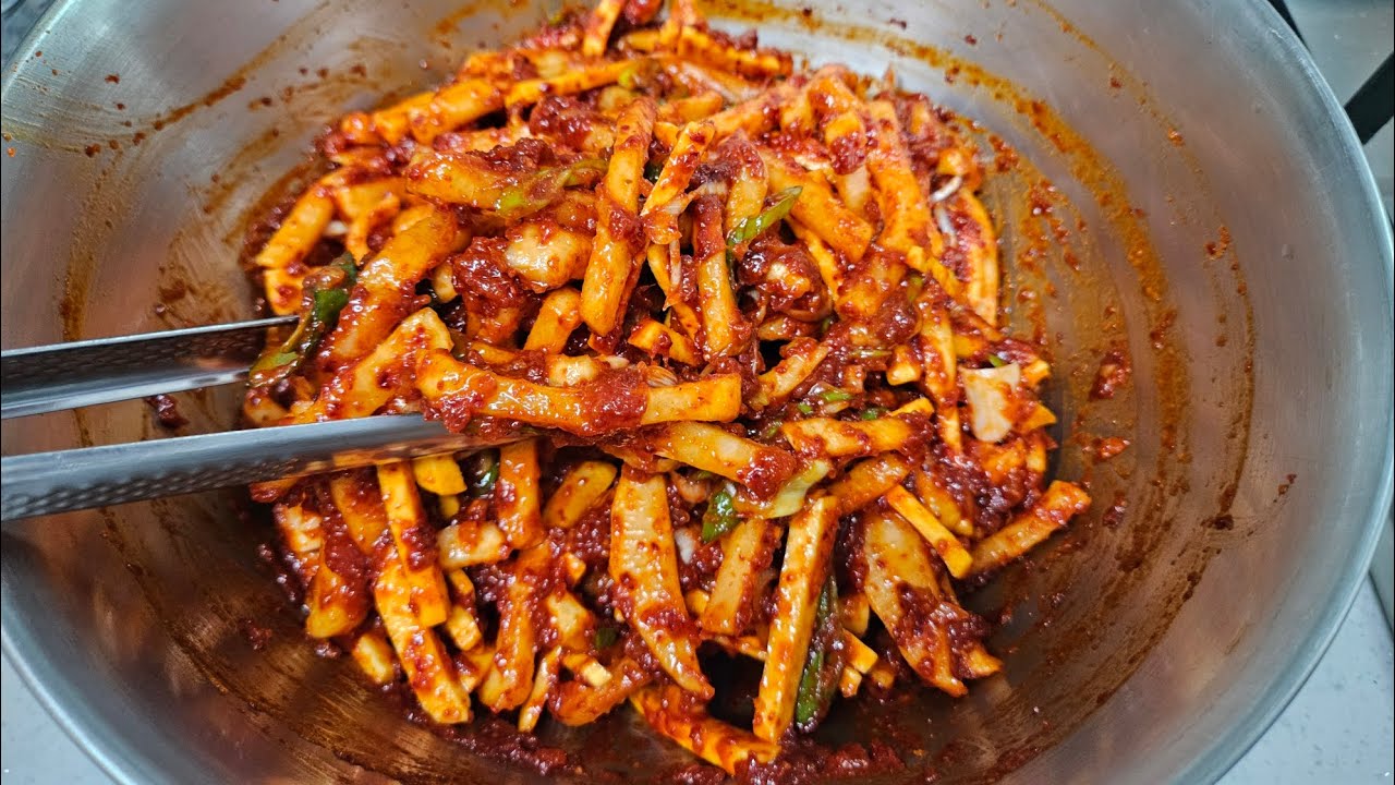 전국에서 맛으로 5손가락🖐안에 든다고 자부하는 무김치! 15년째 사랑하고잇는 무김치~업그레이드 버전