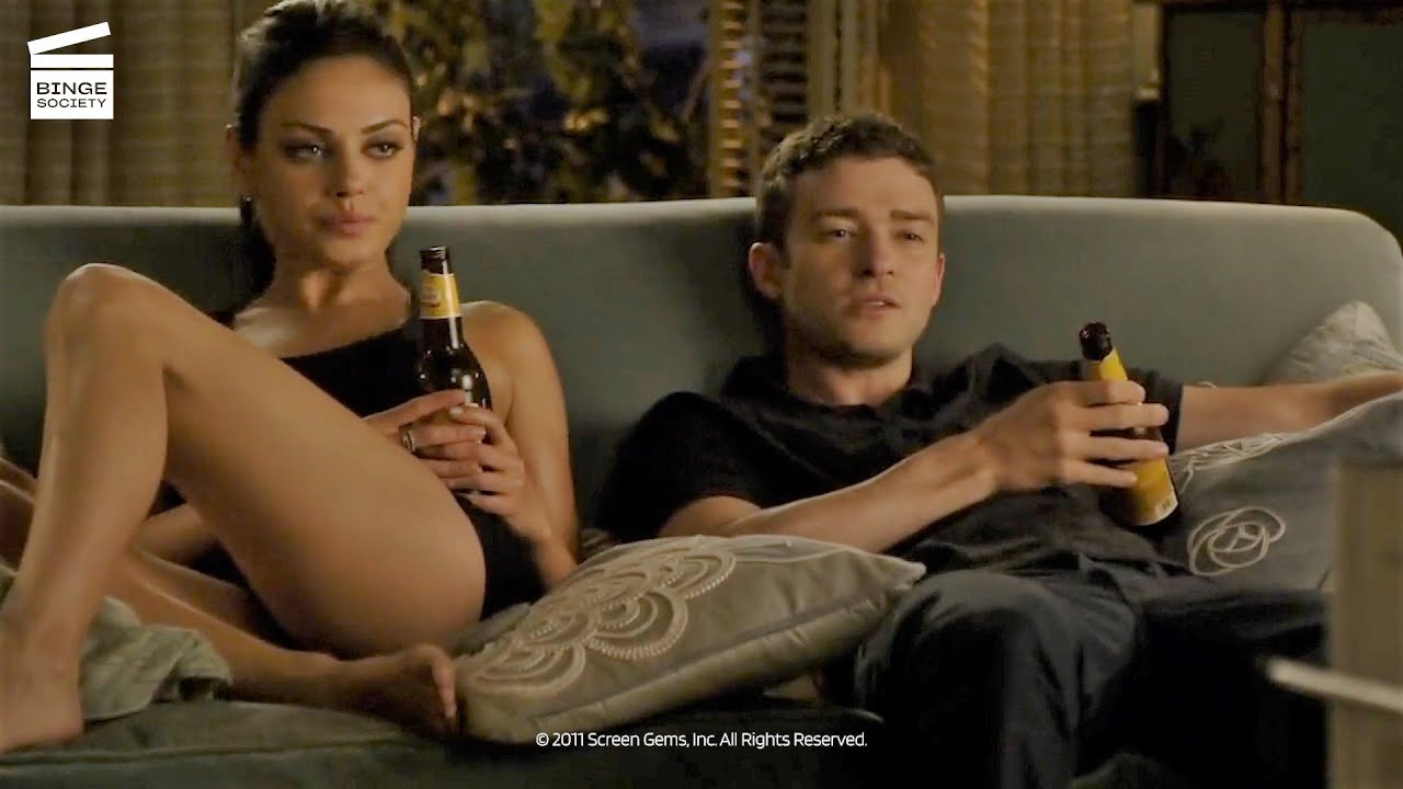 When Mila Kunis and Justin Timberlake watch a movie  Friends With Benefits  Binge Comedy