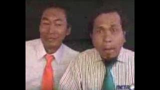 Funny Keong Racun - Sinta dan Jojo vs Murphy and Mucle (Democrazy)