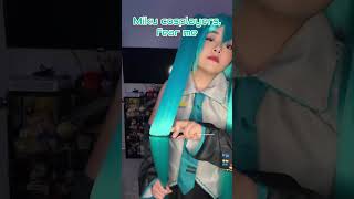 This Is A Sign To Brush Your Wigs