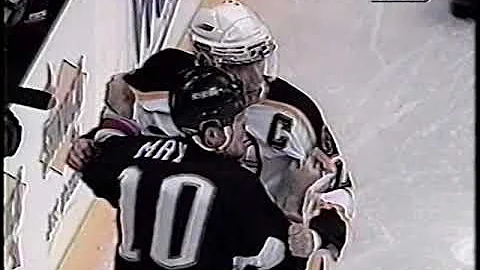 Rob Ray vs Ken Baumgartner - Nov 20, 1997