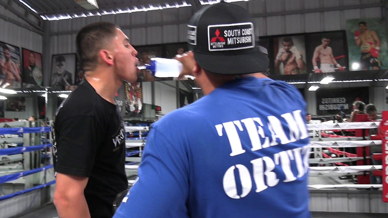 21 year old vergil ortiz full workout with robert garcia EsNews Boxing