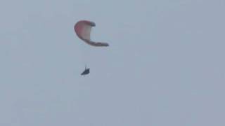 Gehaltener Seitenklapper Mit Spiralsturz