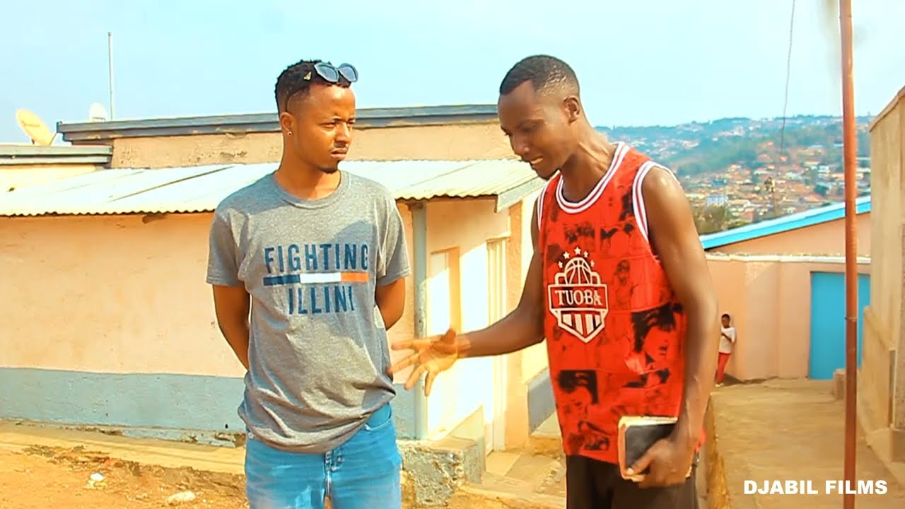 sauri ahuye numu paster w'umutekamutwe none aramutuburiye😢😢😒😒