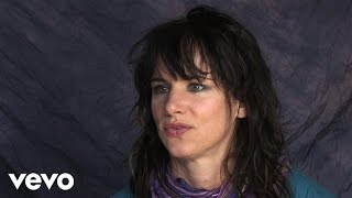 Juliette Lewis - You Make It, You Buy It (Interview)