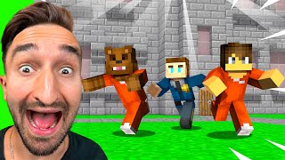 ESCAPING THE PRISON in Minecraft Modded Cops And Robbers