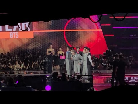 BTS winning ARTIST