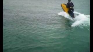 Ozfreeride.com Jetski freeride Nick Barton's Huck'n Hold 360 (part 1)