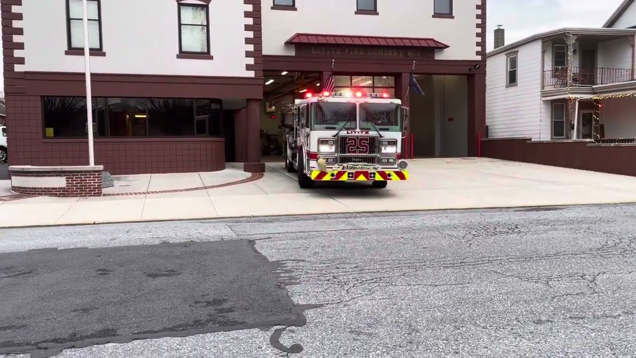 Lititz Engine 25-2 Responding