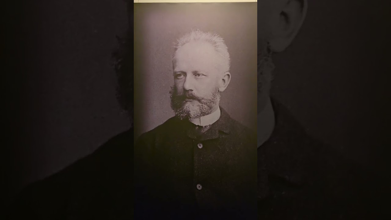 Гатчинский дворец. Построенный А. Ринальди для графа Г. Орлова, а позже принадлежавший Павлу I.