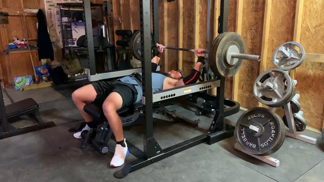 New PR, 325 bench press - YouTube