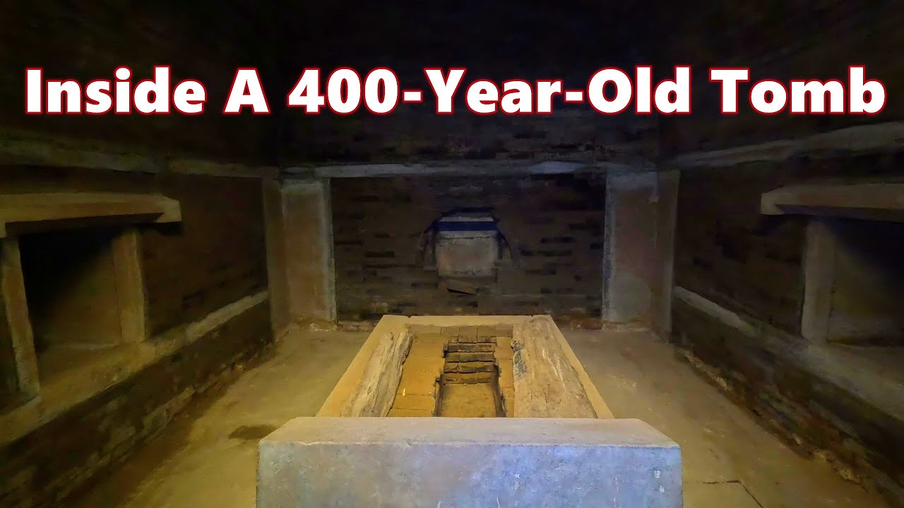 An ancient tomb from the Ming Dynasty 400 years ago. The owner of the tomb had a special identity.