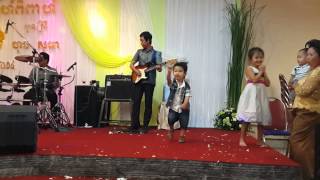 Jesson Dancing on Stage 2 - 20141210