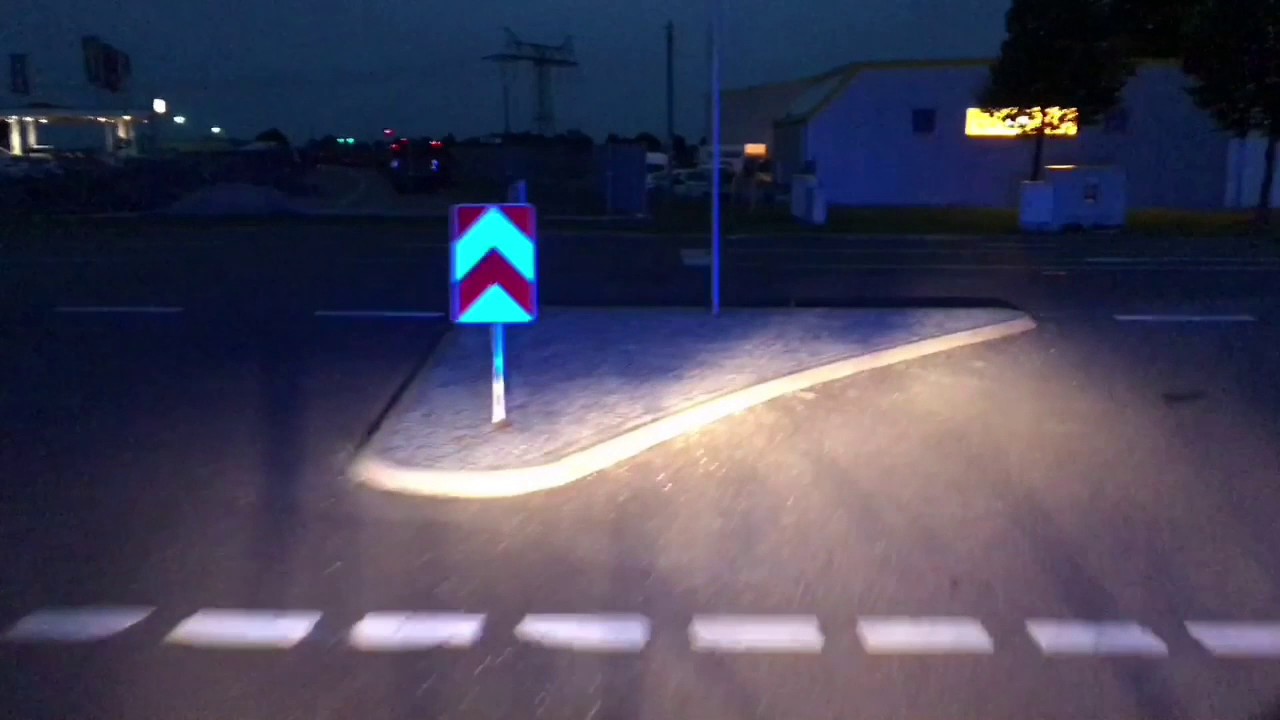 Feuerwehr Schkeuditz - Anfahrt TLF4000 zum PKW Brand BAB9