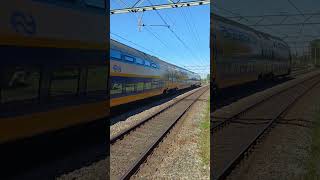 VIRM arriving at Den Haag Laan Van NOI #train #trainspotter #trainspotting #treinspotter #denhaag