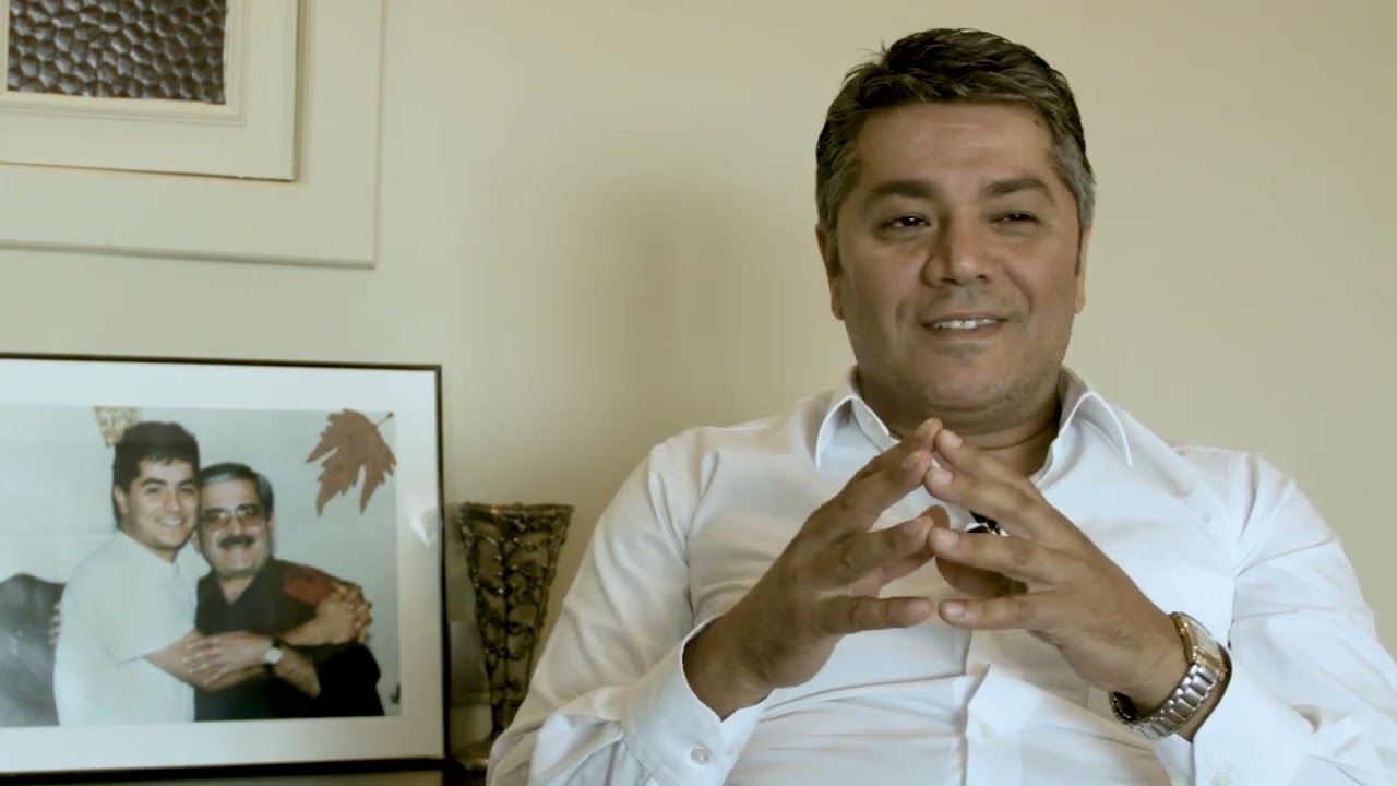 Aşık Mahzuni Şerif'in oğlu, babasını anlatıyor.