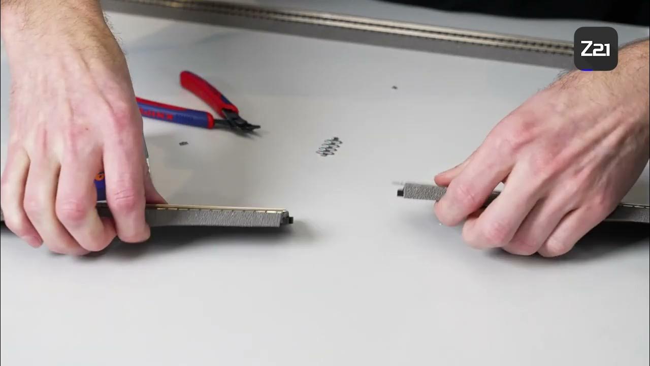 Part 10: The Z21 Booster - YouTube