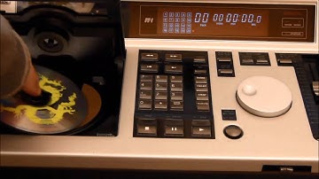 Technics SL-P1200 in Champagne • Modified