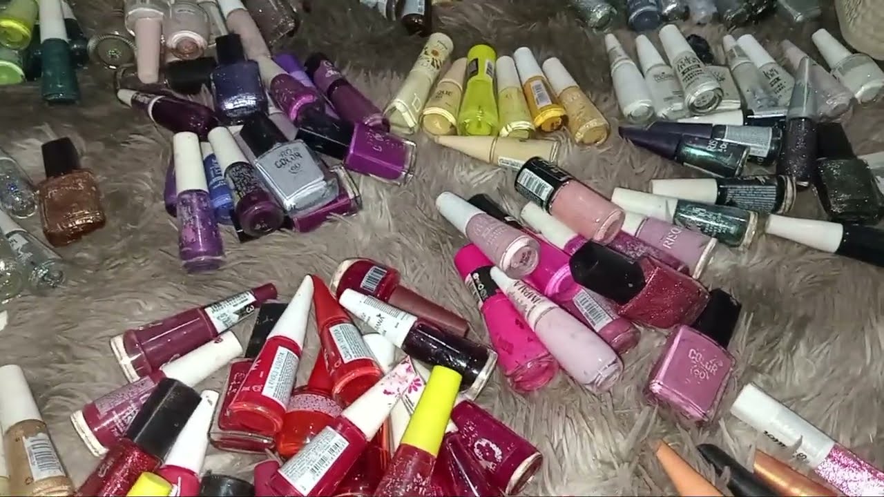 Mostrando todos os meus esmaltes!🤭