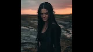 MlhovinaAI - Šeď, hlína a krev