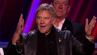 Video voorbeeld van "Rush's Rock & Roll Hall of Fame Acceptance Speeches | 2013 Induction"