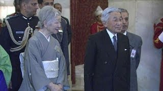 インド訪問中の両陛下　大統領主催の晩餐会に出席(13/12/03)