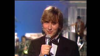 Mek Pek Partyband - Rapperkonen (DR-TV 1983)
Eldorado LUX 83. 31-12-1983 Mek Pek Partyband - Rapperkonen (DR-TV 1983)
