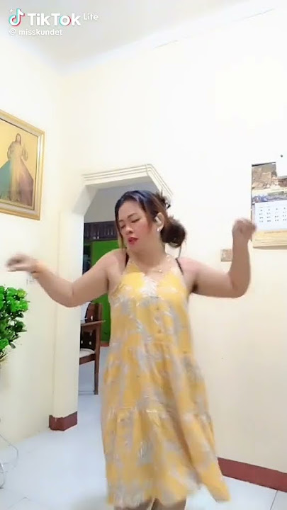 Ketiak Tante girang