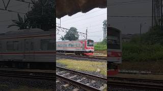 国鉄205系電車137FTigaraksa駅出発 | JR205 - 137F Berangkat Stasiun Tigaraksa