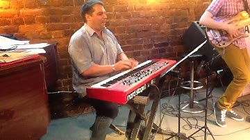 trim 404C2948 76E2 4F71 A848 C643B28456C3