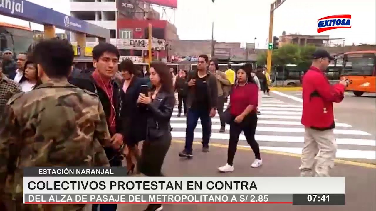 Colectivos protestan en contra de alza de pasaje del metropolitano a S ...