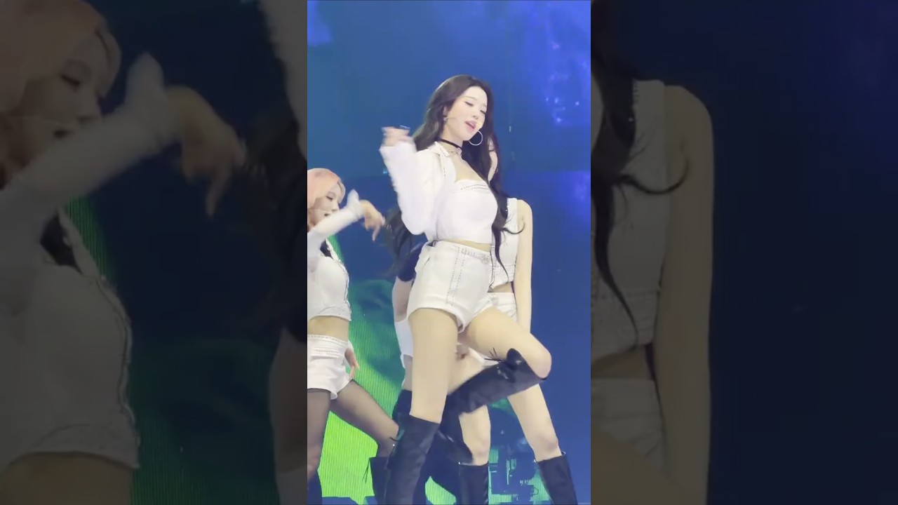 251220 아이브 장원영 'XOXZ' 직캠