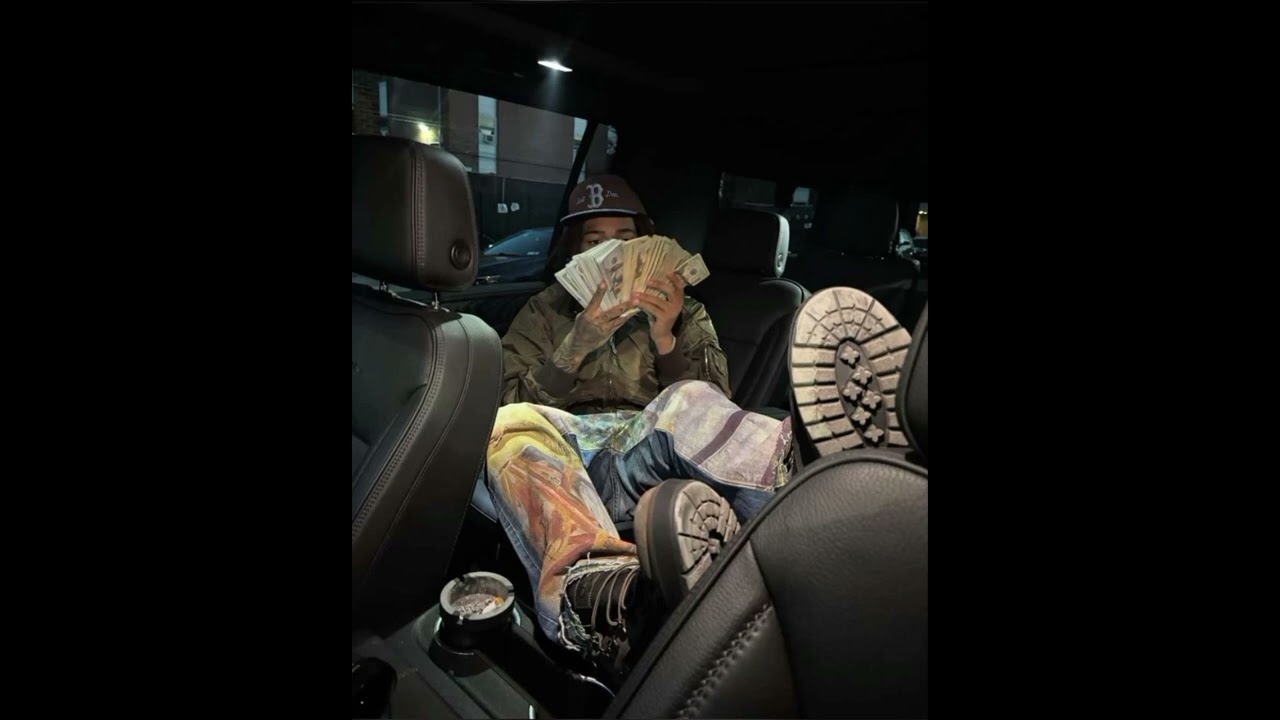 Chuckyy x YFG Fatso Sample Type Beat - 