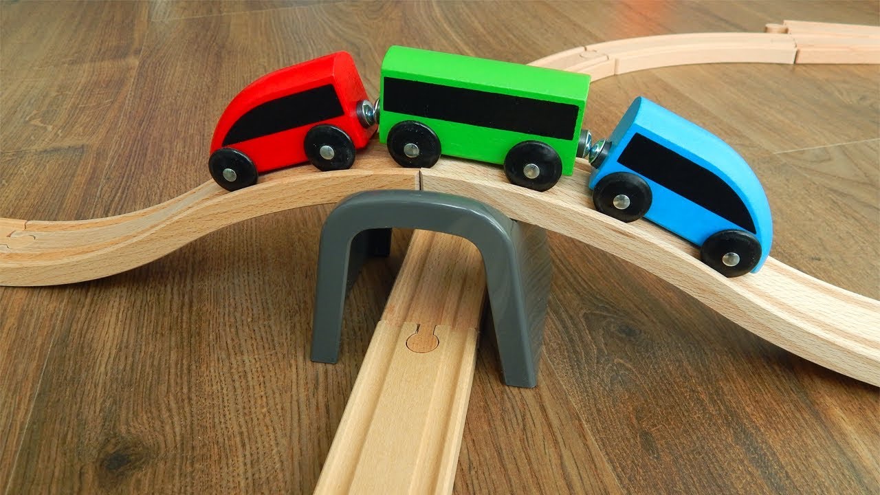 Машина игрушка железная