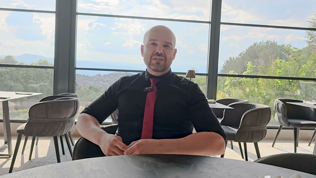 Хотел Медите предлага вилна зона и нов ресторант с гледка към Сандански