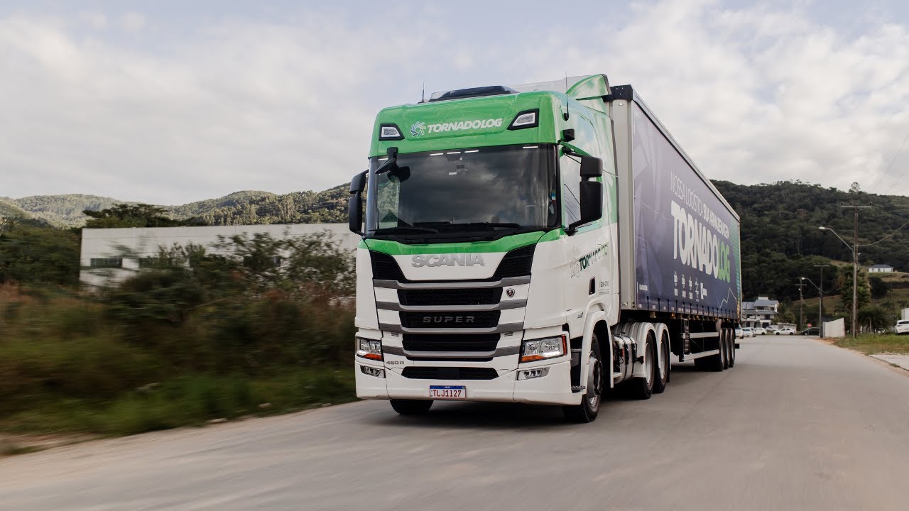 Scania Locação - Tornado Log - YouTube