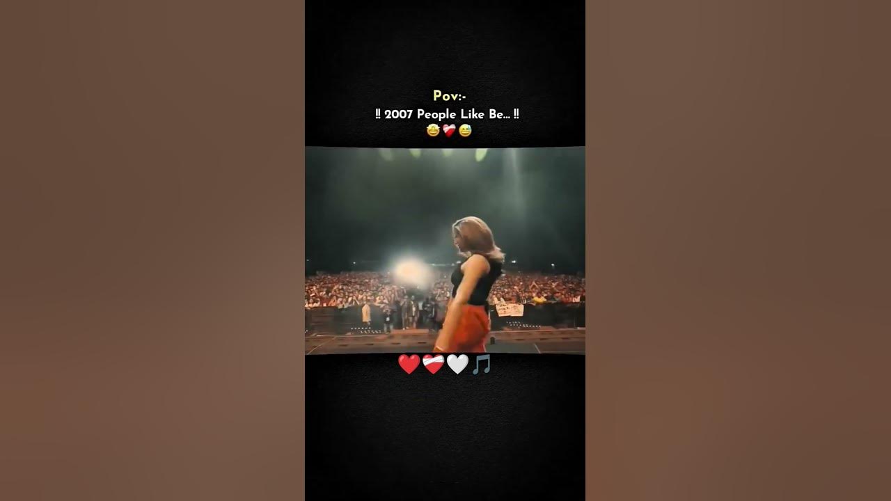 18 hone chali 🥰❤️‍🩹🤍#love #ytshorts #yt#youtubeshorts #concert #trending #viralreels #shorts
