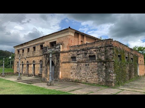 O portal de D. Pedro e 1º cemitério protestante do Brasil