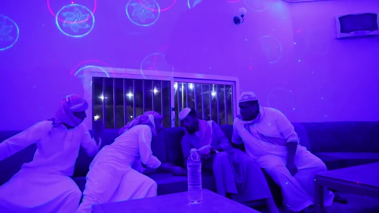 [فلم قصير بعنوان / غريب ولكن / 