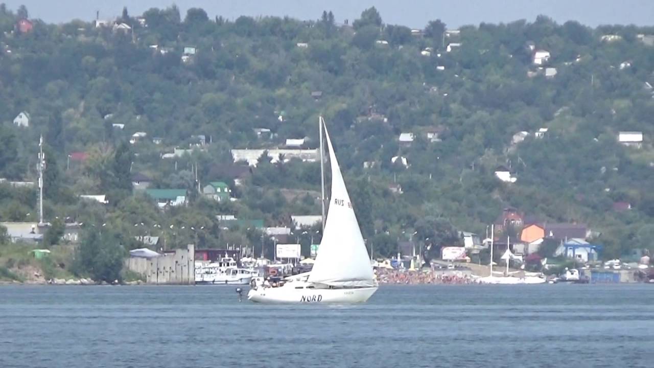 Гудит мост волга