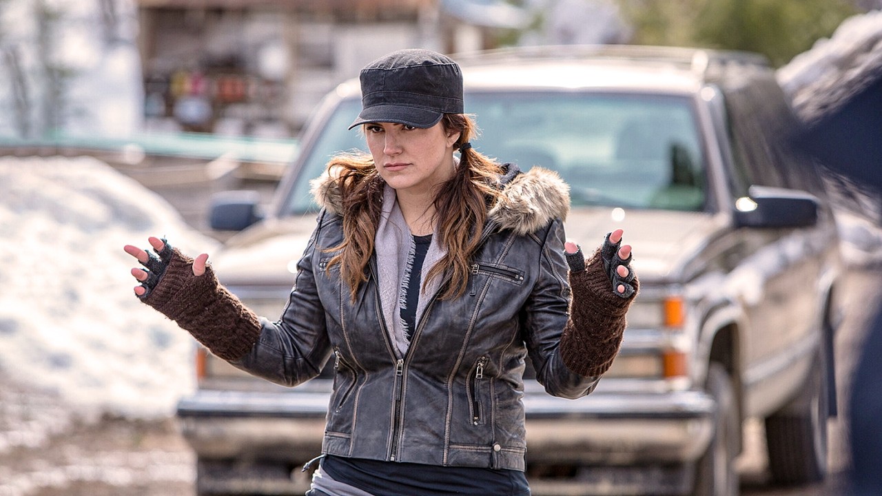 عصابة خطيرة خطفو أبنها ورموها من فوق الجبل ميعرفوش أنها جندية سابقة هترجعلهم تندمهم وتنتقم منهم ملخص