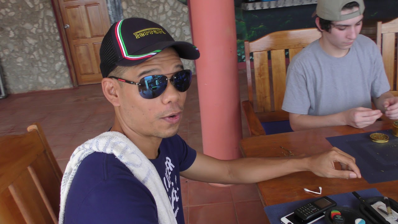 Dabbing @ Coral Cove Resort JAMAICA