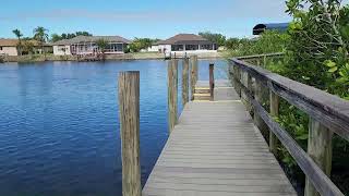 Boating Through Our Canal & The Story of Flounder the Cat