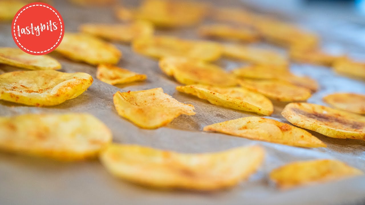 Картофельные чипсы БЕЗ жира - так они становятся хрустящими и рассыпчатыми!
