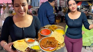 Kolkata Viral Girl Nandani Didi Serving Chicken Thali only 120/- Rs | Kolkata Street Food