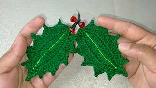 Crochet Holly leaf /// crochet Christmas holly leaf with written pattern // creative couple channel