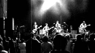 KNOCK ON EFFECT - Sun Shines On - Live @ O2 Academy Glasgow